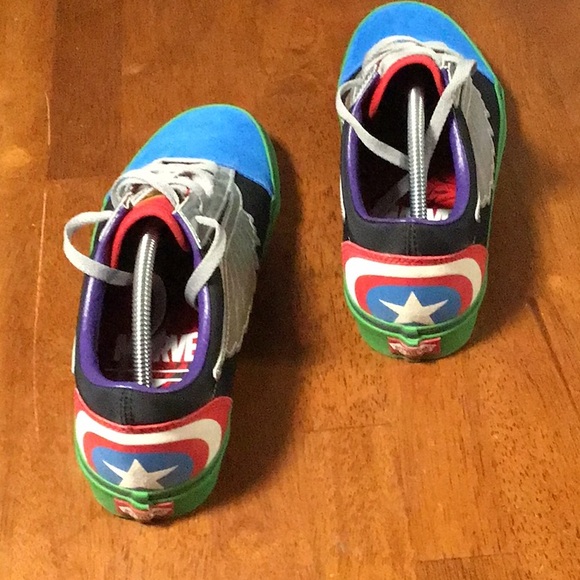 Vans Avengers Collab Sneakers | Size 10.5 - Picture 4 of 5